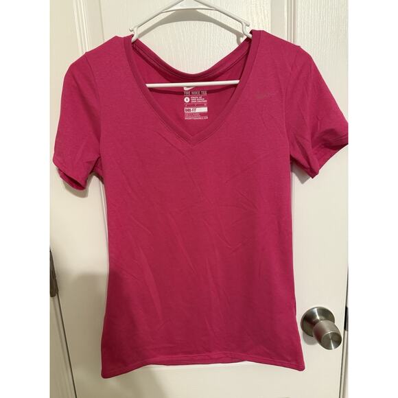 The Nike Tee Shirt Size Small Pink Workout Athletic Short Sleeve V-neck - Picture 1 of 6